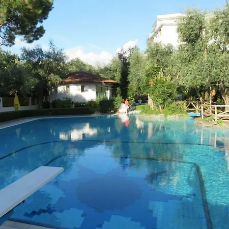 Hotel La Deliziosa Flat With Pool & Terrace Sorrente