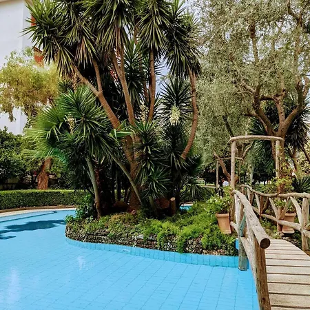 La Deliziosa Flat With Pool & Terrace Szálloda