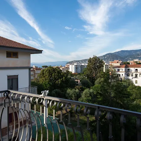 La Deliziosa Flat With Pool & Terrace Sorrente