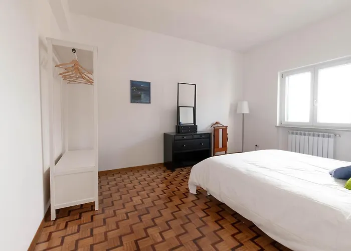 La Deliziosa Flat With Pool & Terrace Отель *