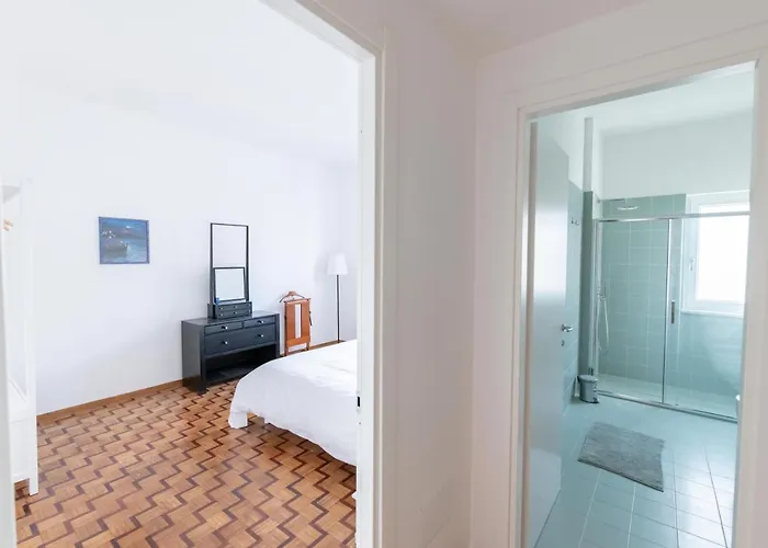 Отель La Deliziosa Flat With Pool & Terrace Сорренто