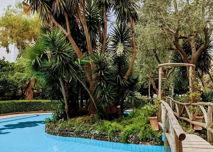 La Deliziosa Flat With Pool & Terrace Отель