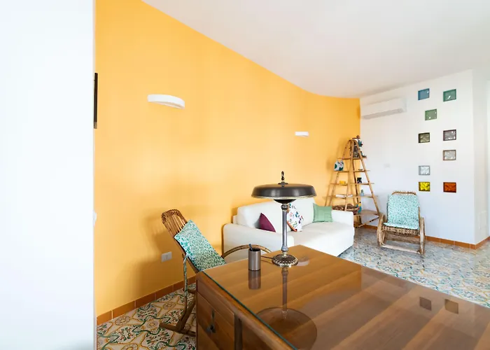 La Deliziosa Flat With Pool & Terrace Hotel *